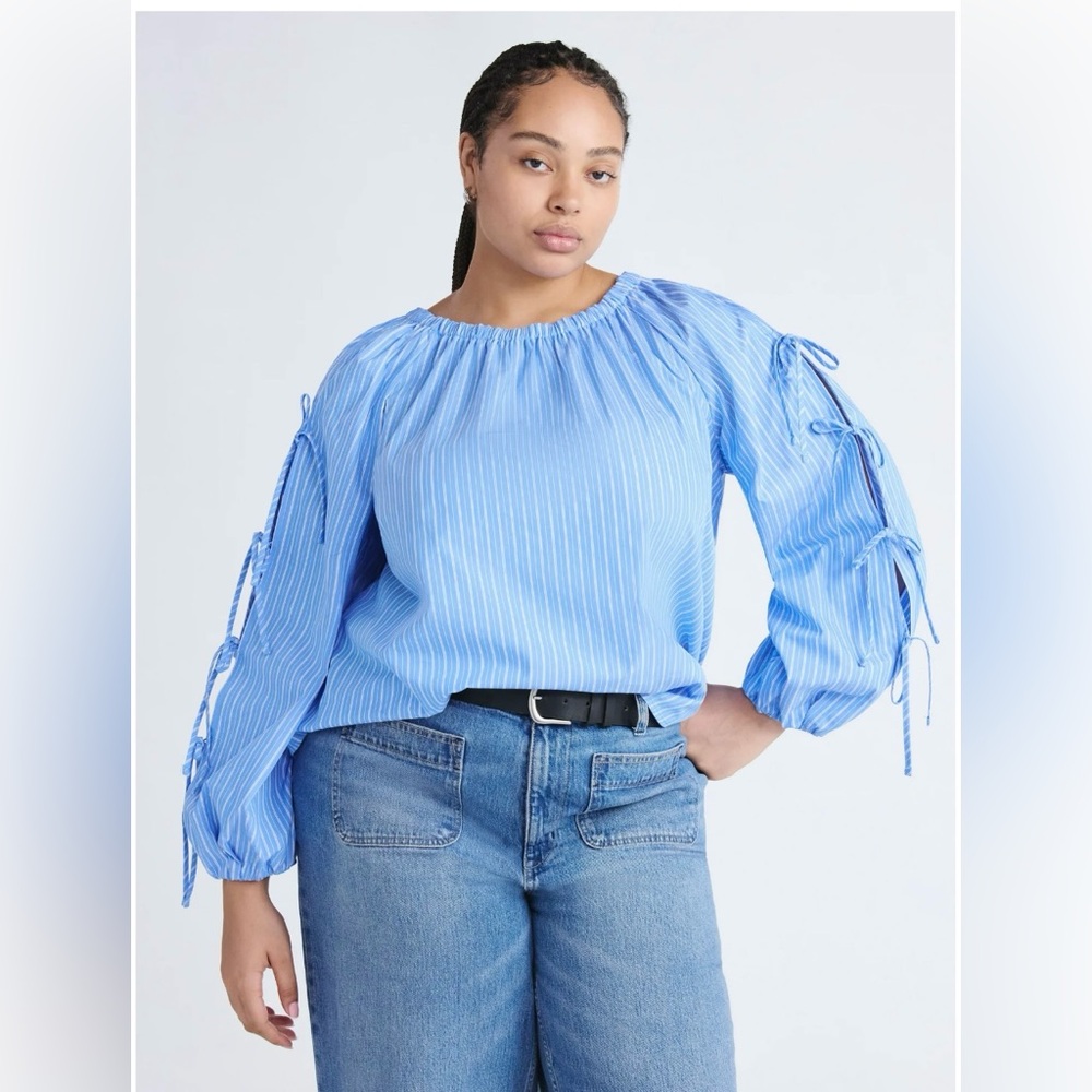 Free Assembly Gathered Neck Cotton Top w/ Long Tie Sleeves Large NWT - Picture 2 of 10